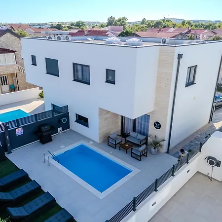 New - Luxury Angel - Private Pool *