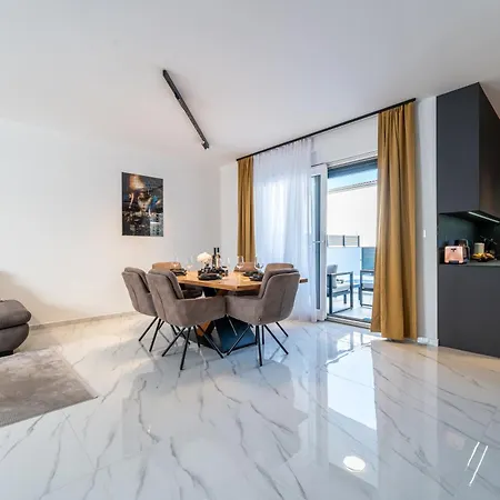 New - Luxury Angel - Private Pool Villa Vir