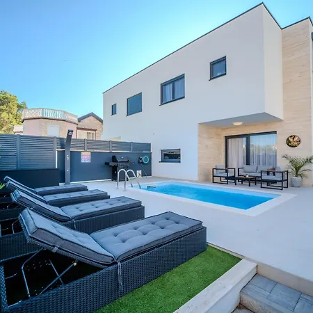 New - Luxury Angel - Private Pool וילה ויר