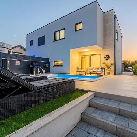 New - Luxury Angel - Private Pool Villa Vir
