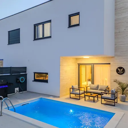Villa New - Luxury Angel - Private Pool Vir