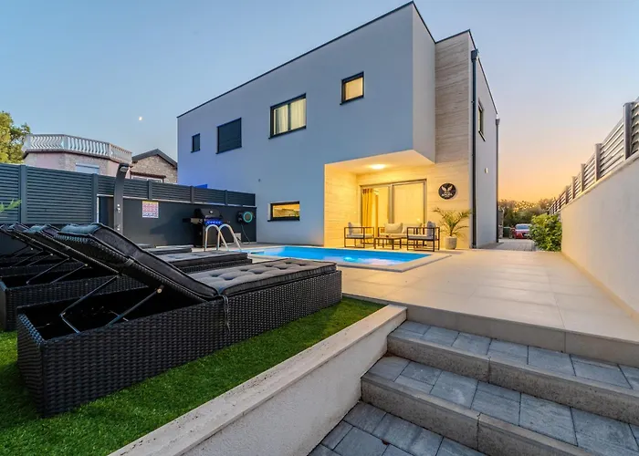 New - Luxury Angel - Private Pool Villa Vir