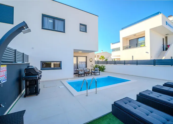New - Luxury Angel - Private Pool Vir